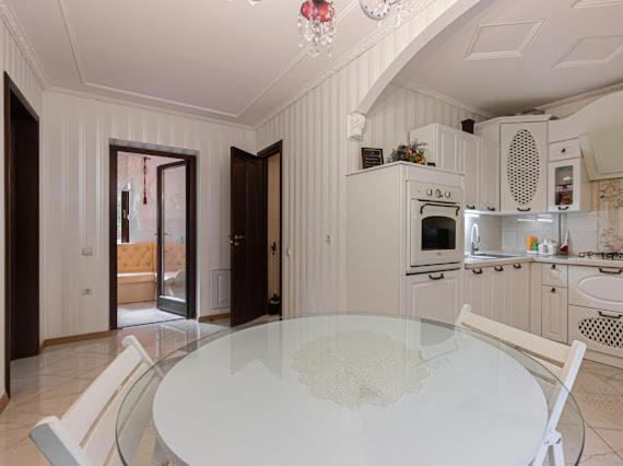 House In Lviv 빌라 외부 사진